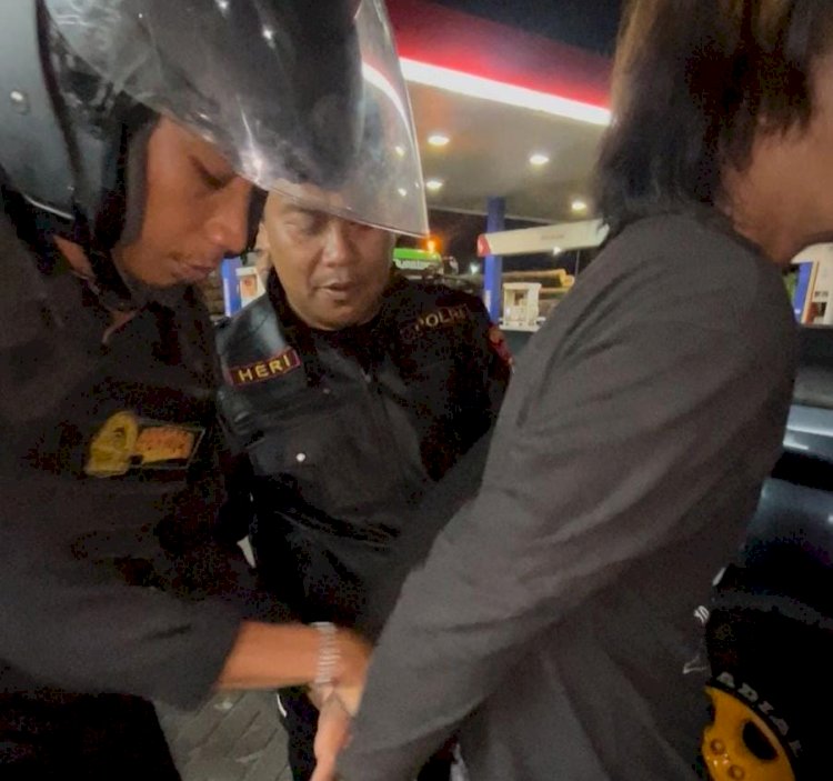 Polisi Berhasil Amankan Pelaku Penusukan Sopir Truk di SPBU Bunder Gresik